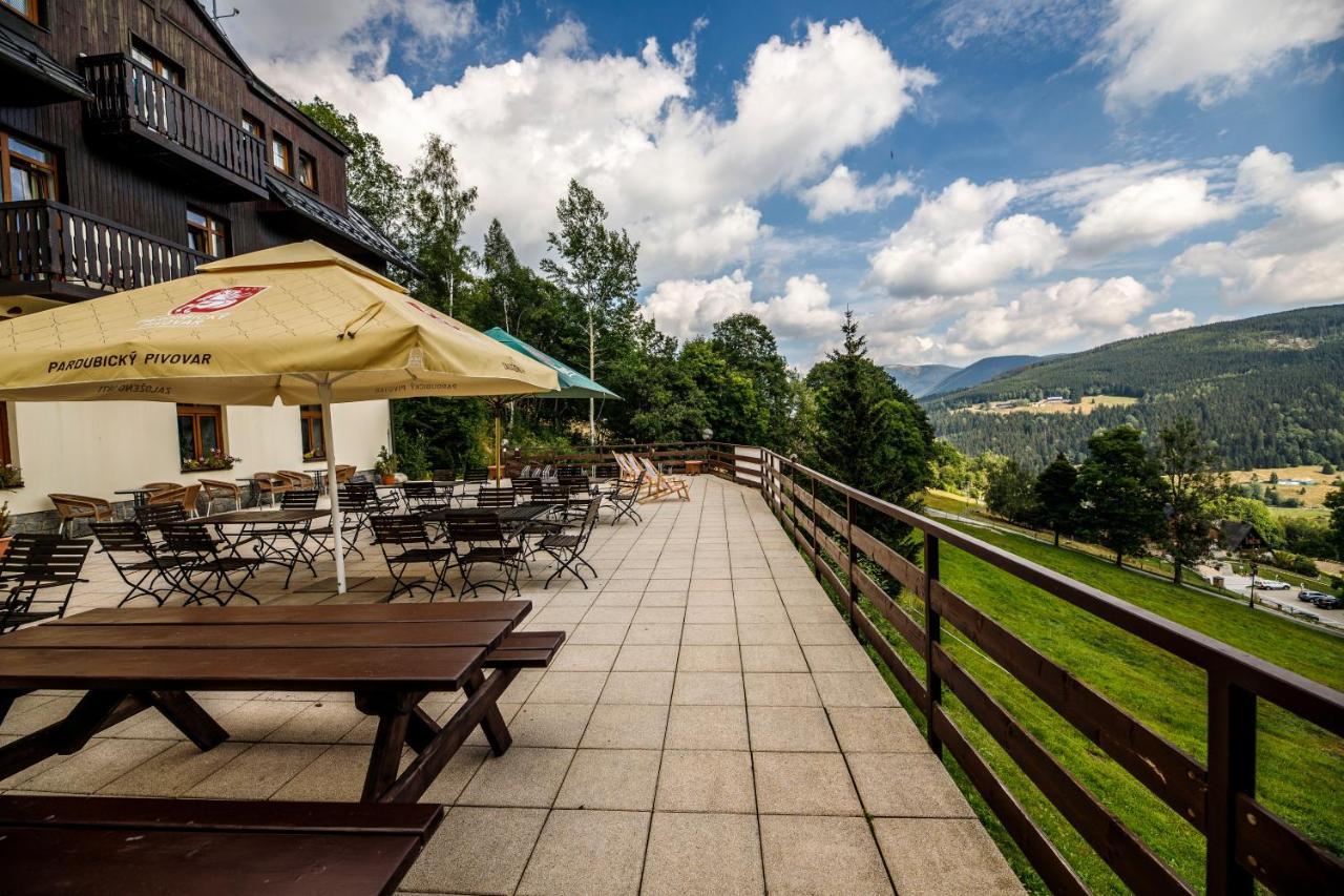Svycarska Bouda Hotel Špindlerŭv Mlýn Екстериор снимка